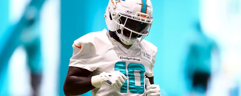 Miami Dolphins could cash out early on Tyreek Hill. Here are 3 teams that make the most sense.