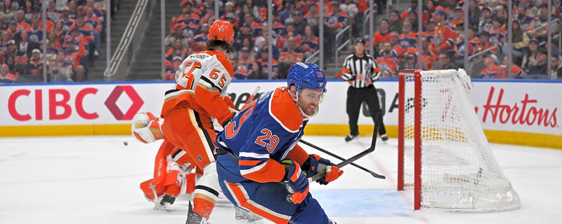 Leon Draisaitl Is Ready for Mike Babcock to Hold Oilers Stars Accountable