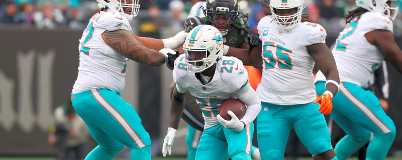 Miami Dolphins Running Back De’Von Achane Set To Return For Week 15 Game