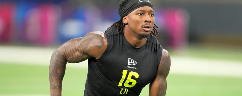 Louis Placed on Injured Reserve - Miami Dolphins Sign Cornerback Jaylin Simpson