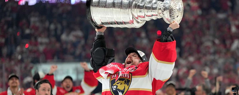 Panthers’ Bobrovsky: fourth goalie with multiple Stanley Cups and Vezinas since 1982