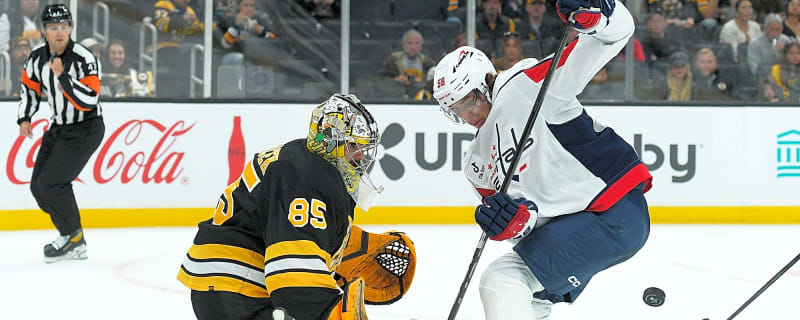 Bruins sign Simon Zajicek to one-year, two-way contract extension