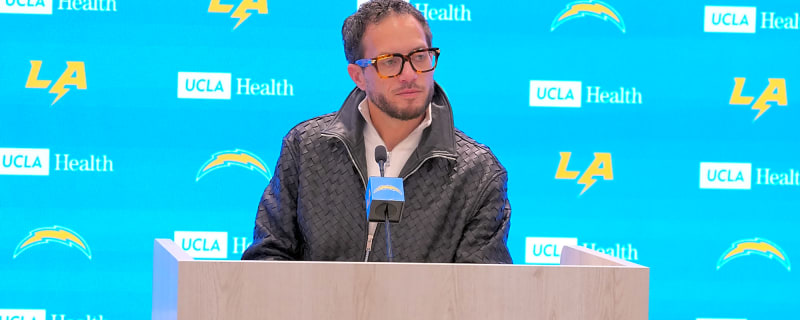 Mike McDaniel used hilarious tactic to influence Chargers’ FA decisions