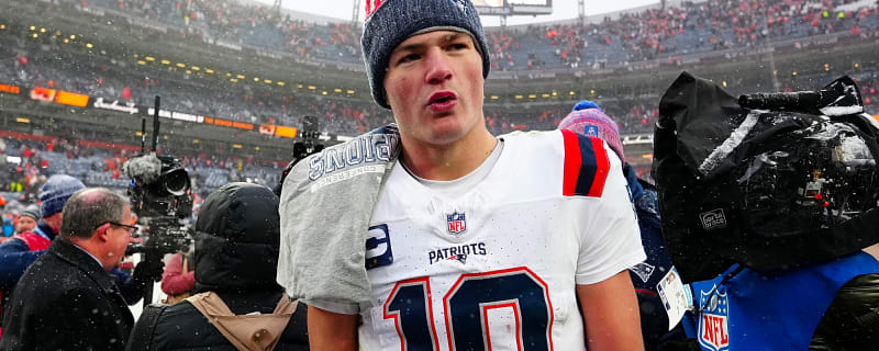 Patriots' Drake Maye discusses rumored shoulder injury