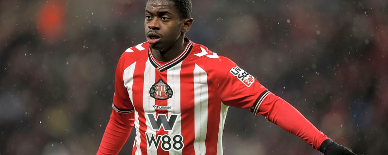 Report: Chelsea set to battle Man United for surprise 20-year-old Premier League star