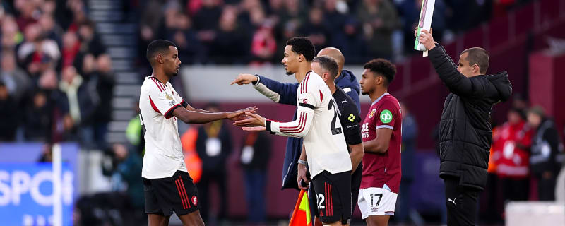 Liverpool reporter hints at what might happen with Hugo Ekitike once Isak returns from injury