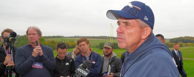 Broncos&#39; Sean Payton fires a sneaky jab at Russell Wilson seconds after stunning comeback win