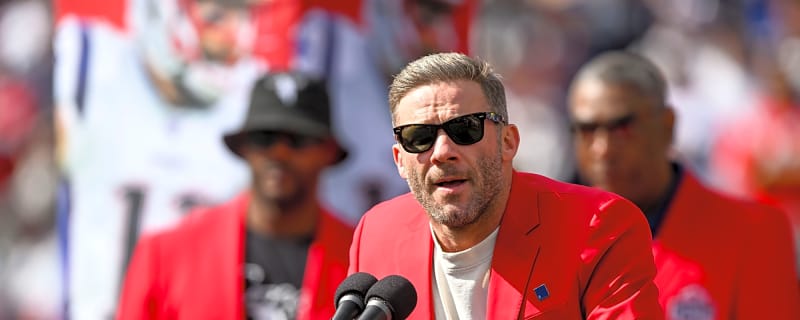 'Damn, Sorry': Julian Edelman Issues Apology After Browns Legend Joe Thomas Says He Cried Over 20-Point Loss to Patriots
