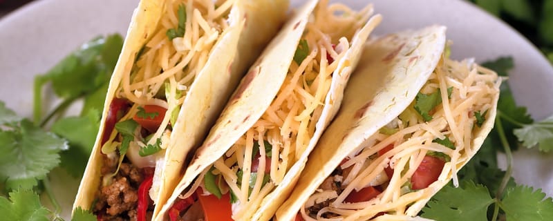 20 healthy and simple recipes you can make in a slow cooker