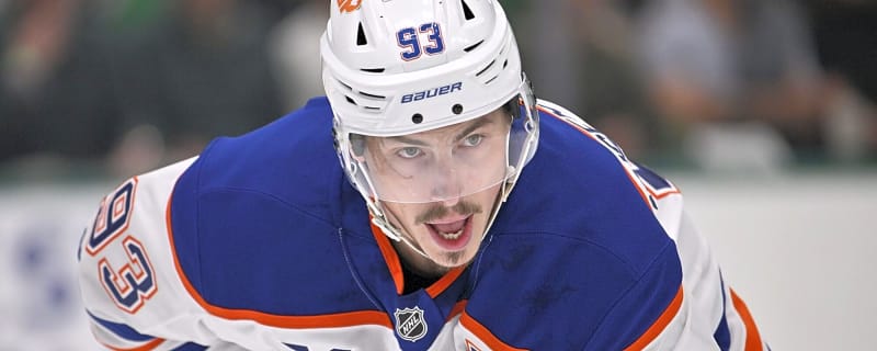 Oilers forward Ryan Nugent-Hopkins played through broken hand in Stanley Cup Final