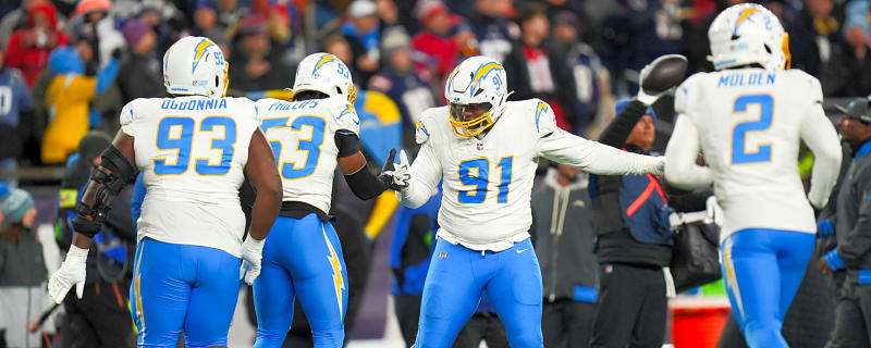 Report: Atlanta Falcons sign veteran DL Da’Shawn Hand