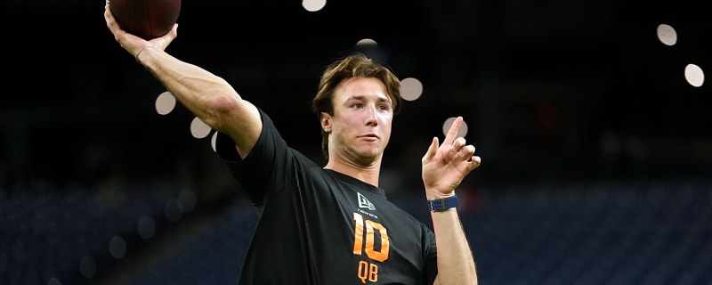 Jets' Geno Smith adds to Cade Klubnik hype amid tanking talk