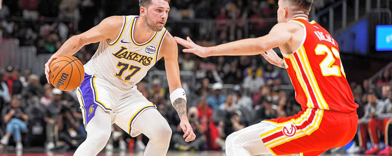 Lakers Winning Streak Snapped Against Hawks In 102-122 Loss: Instant Analysis
