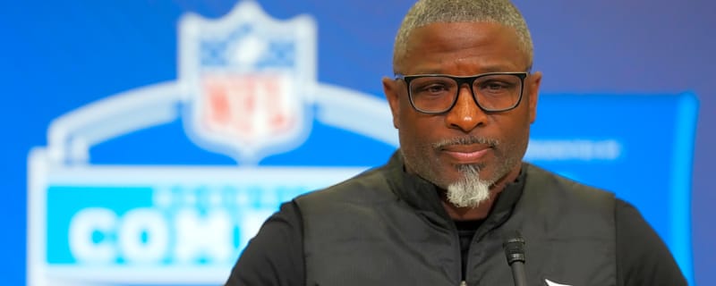 Can Jets win with a coach who shoots himself in the foot?