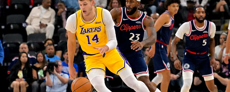 5 Things We Learned After Shorthanded Lakers Decimate Rival Clippers