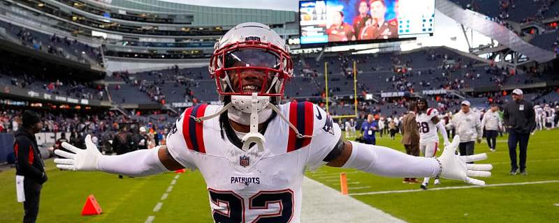 Former Cardinals CB bashes team on social media about mismanagement