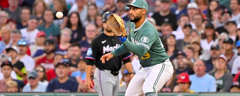 Royals To Sign Abraham Toro To Minor League Deal