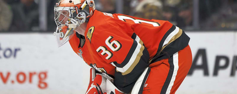 Detroit Red Wings acquire John Gibson from Anaheim Ducks for Petr Mrazek, picks