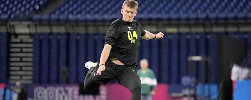 Commanders Kicker Battle Has Clear Leader Despite a Brutal Day