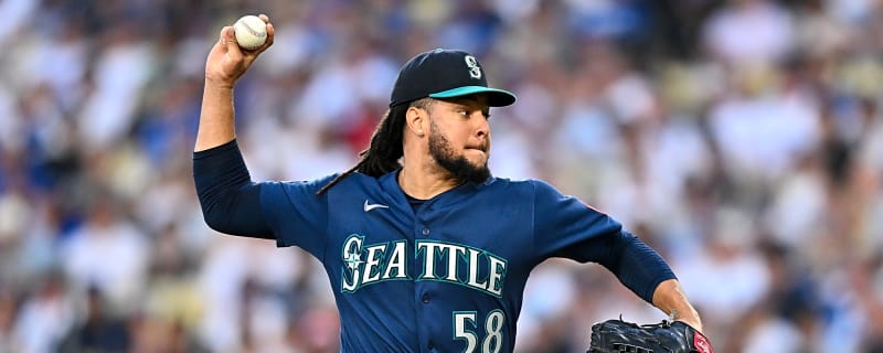 White Sox bolster pitching staff after trade for 3-time All-Star
