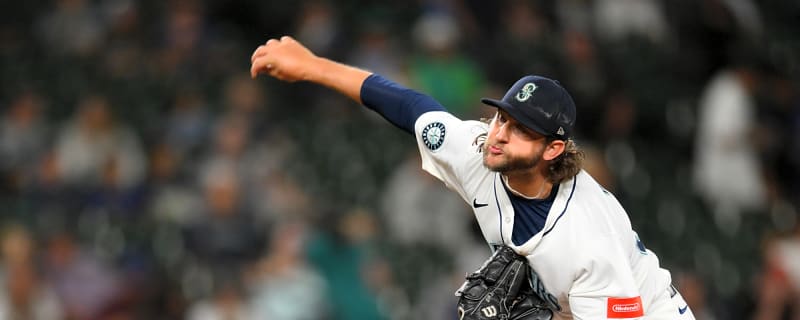 Orioles Outright Jackson Kowar, Bryan Ramos