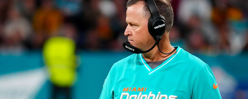 Dolphins To Retain Joe Barry, Austin Clark