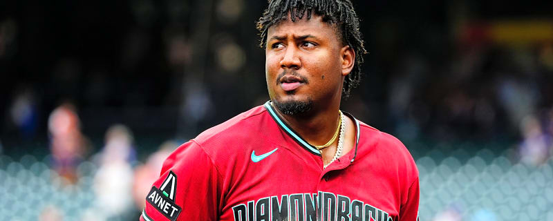 Diamondbacks’ NL wild card race faces chaos as Phillies rain delays threaten final weekend