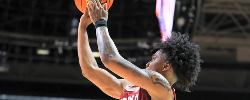 Alabama Crimson Tide Men's Basketball just received a major loss days before March Madness and the 2026 NCAA tournament
