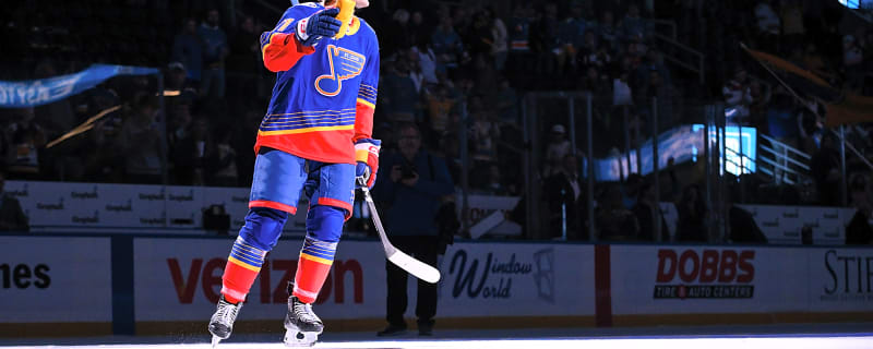 Jimmy Snuggerud’s Late Power-Play Goal Lifts Blues Past Panthers, 5-4