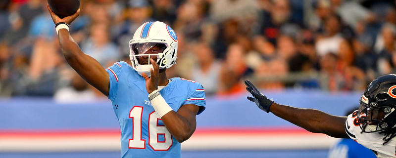 Titans Sign 16 Players To Practice Squad