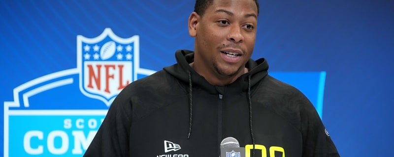 NFC Notes: Alfred Collins, Charles Cross, 49ers, Rams, Seahawks