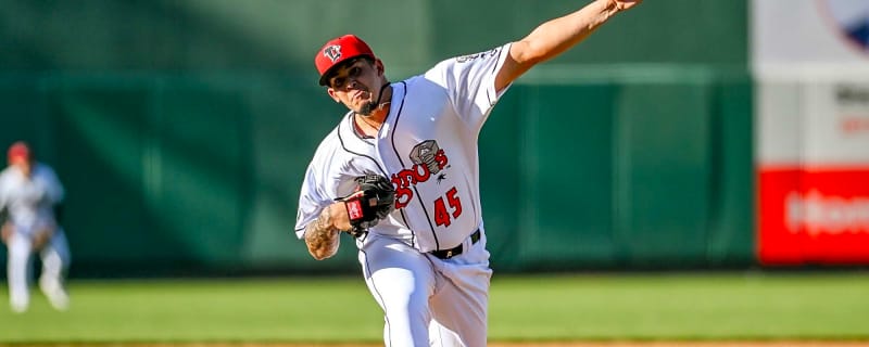 Red Sox re-sign LHP prospect Eduardo Rivera to minor league contract