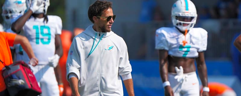 Chargers Expected To Hire Mike McDaniel As Offensive Coordinator