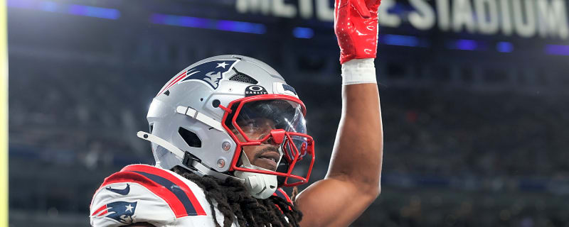 Patriots trade longest-tenured player to Steelers