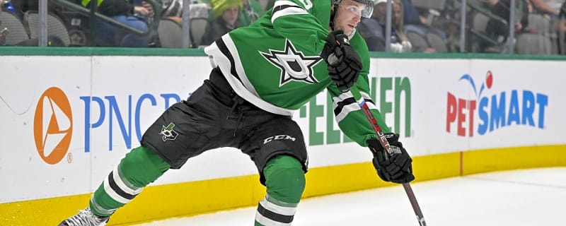 Stars bring back Ben Gleason on PTO