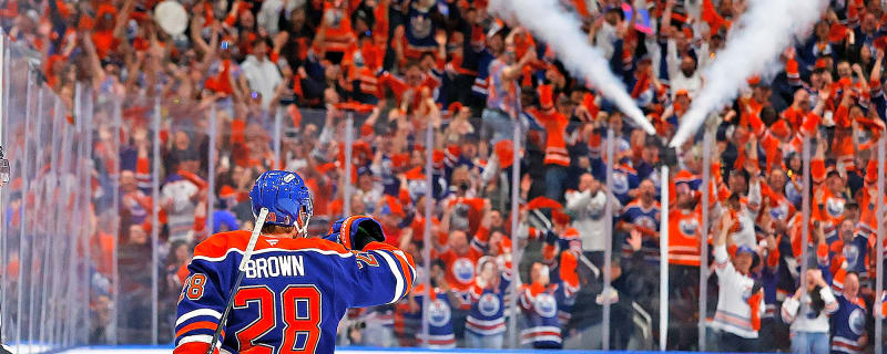 Connor Brown reflects on time with Oilers, Pink Pony Club playoff anthem, and more
