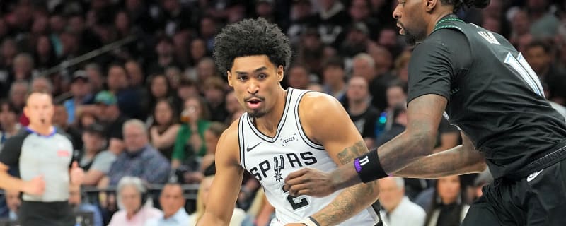 Spurs’ Dylan Harper Heads for MRI After Game 2 Exit