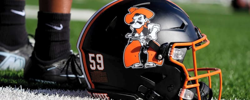 Oklahoma State-Tulsa Game Played in Insane 150+ Degree Turf Temperatures