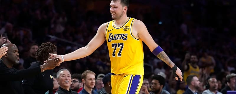 Luka Doncic Hilariously Pranks Maxi Kleber During Lakers-Trail Blazers Game