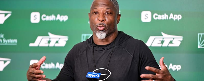 Aaron Glenn defends controversial NY Jets player