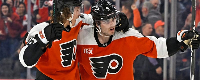 What are the Flyers’ contract plans for RFAs Zegras and Drysdale?