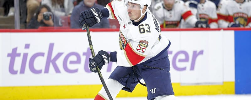 Panthers’ Brad Marchand exits game against Blues