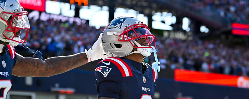 Patriots Players Give Back to Community Ahead of Thanksgiving