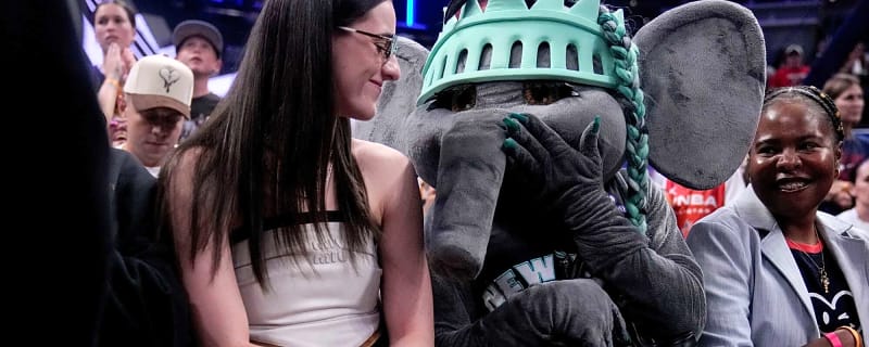 Caitlin Clark–Angel Reese Rivalry at Risk as Strike Looms Despite WNBA’s $1.3M Salary Offers