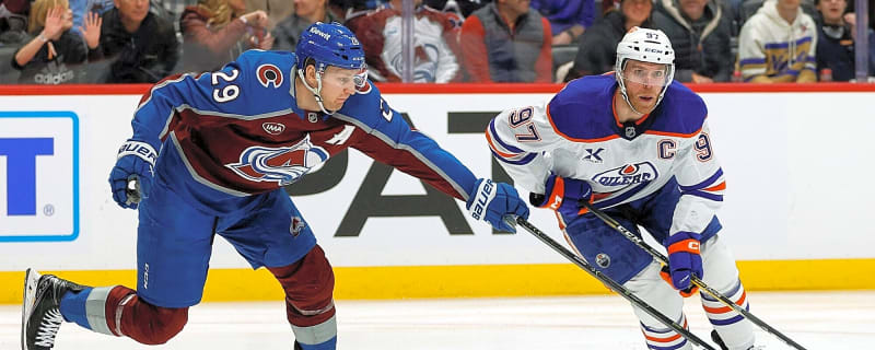 Can Connor McDavid overtake Nathan MacKinnon in the Hart Trophy race in the second half of the season?