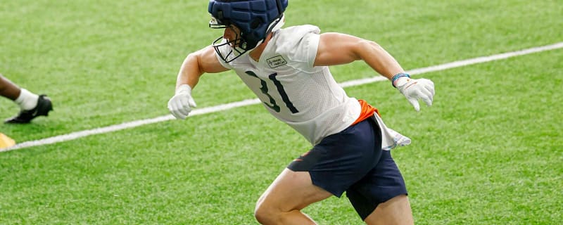 Bears fans got an early glimpse of Coby Bryant, Dillon Thieneman building on-field chemistry during first day of OTAs