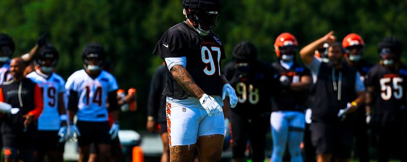 Ted Karras sends the NFL a stern reminder about new Bengals defensive tackle Dexter Lawrence
