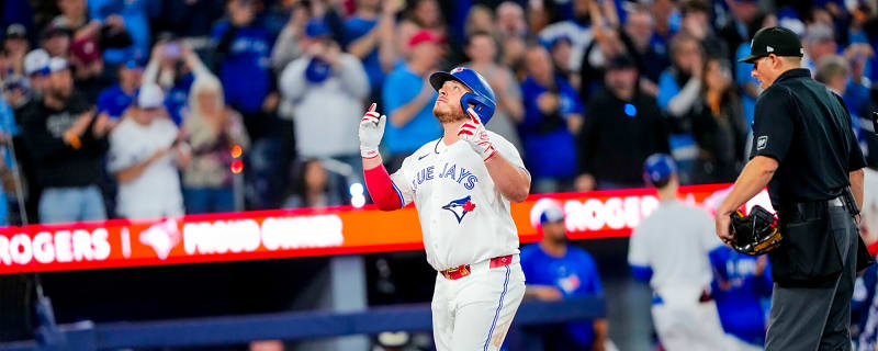 Blue Jays injury updates: Kirk inching closer to rehab assignment, Scherzer to face live hitters, Barger hasn’t begun throwing progression yet and more