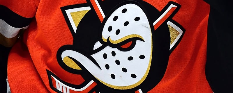 Ducks sign Konnor Smith to entry-level contract