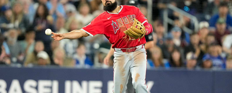 Angels and Anthony Rendon agree to a contract restructuring